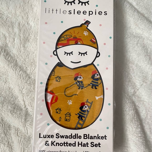 💥SOLD💥🚒🐾NIB LS SWADDLE🐾🚒 - Picture 4 of 4